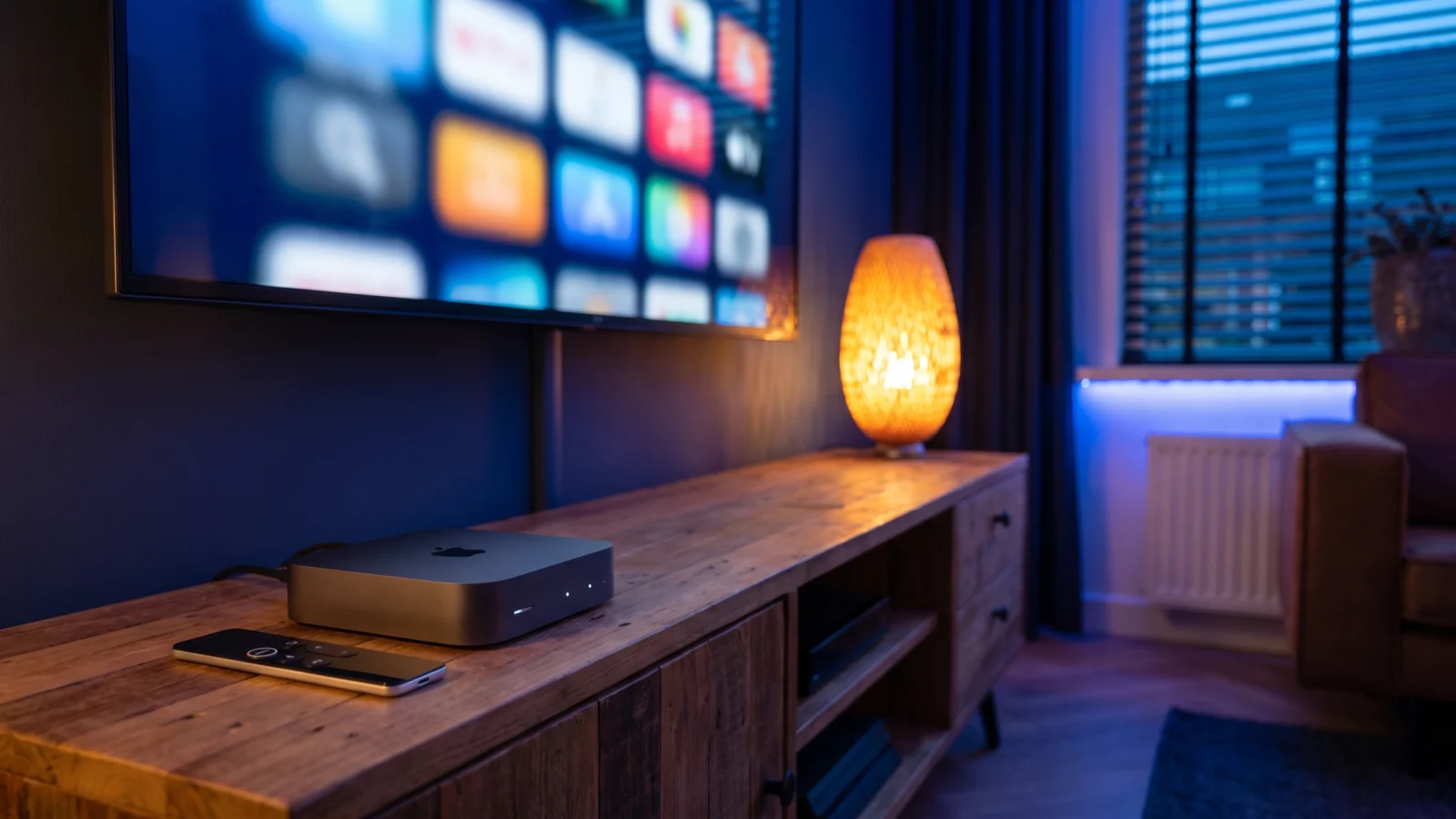 IPTV box onder een televisie in een woonkamer